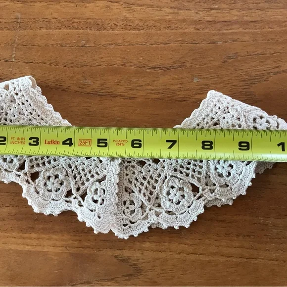 Two Vintage Hand Crochet Cotton Victorian Collars - Picture 6 of 10